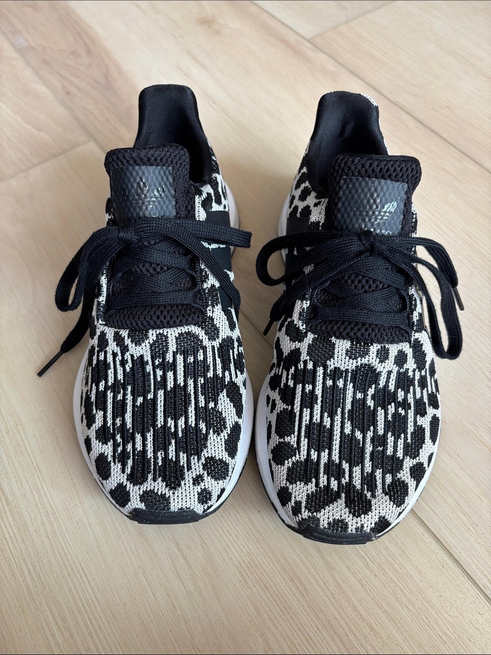 Adidas Swift Run Leopard Black and White Women's Sneakers size 5.5